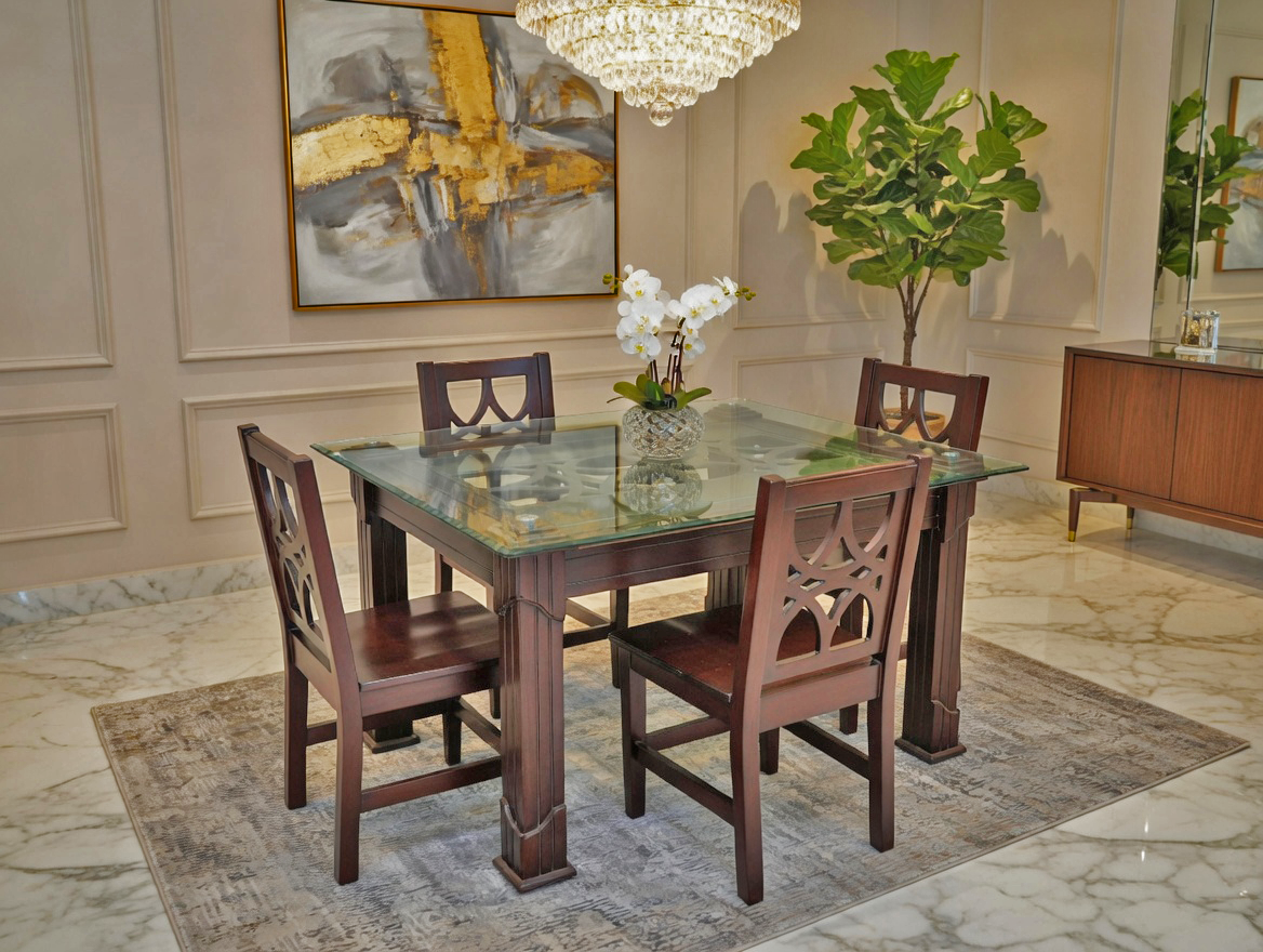 4 Seater Dining Table